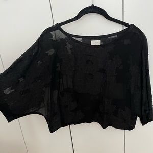 Aritzia Wilfred Black Blouse Crop Top Size XS